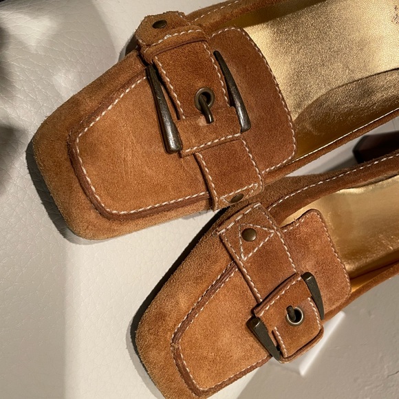 Cole Haan Camel Heeled Loafers 9 - Picture 5 of 9